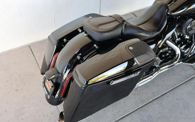 2016 Harley-Davidson® FLHXSE - CVO™ Street Glide®