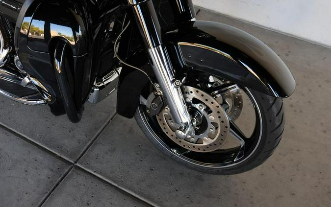 2016 Harley-Davidson® FLHXSE - CVO™ Street Glide®