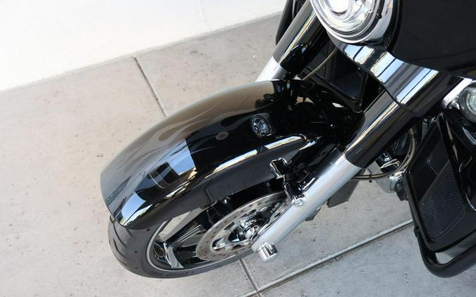 2016 Harley-Davidson® FLHXSE - CVO™ Street Glide®