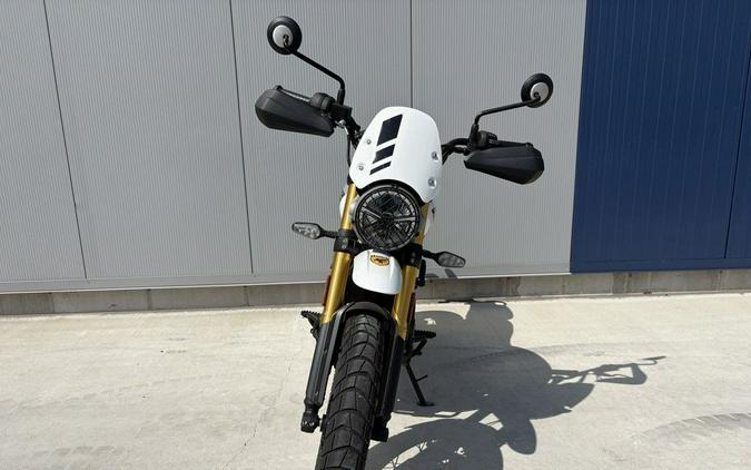 2026 Triumph Scrambler 400 XC Vanilla White