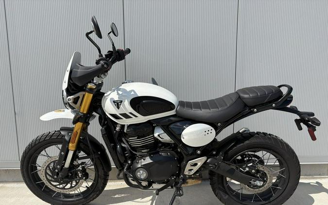 2026 Triumph Scrambler 400 XC Vanilla White