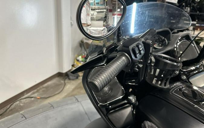 2021 Indian Motorcycle® Challenger Dark Horse®