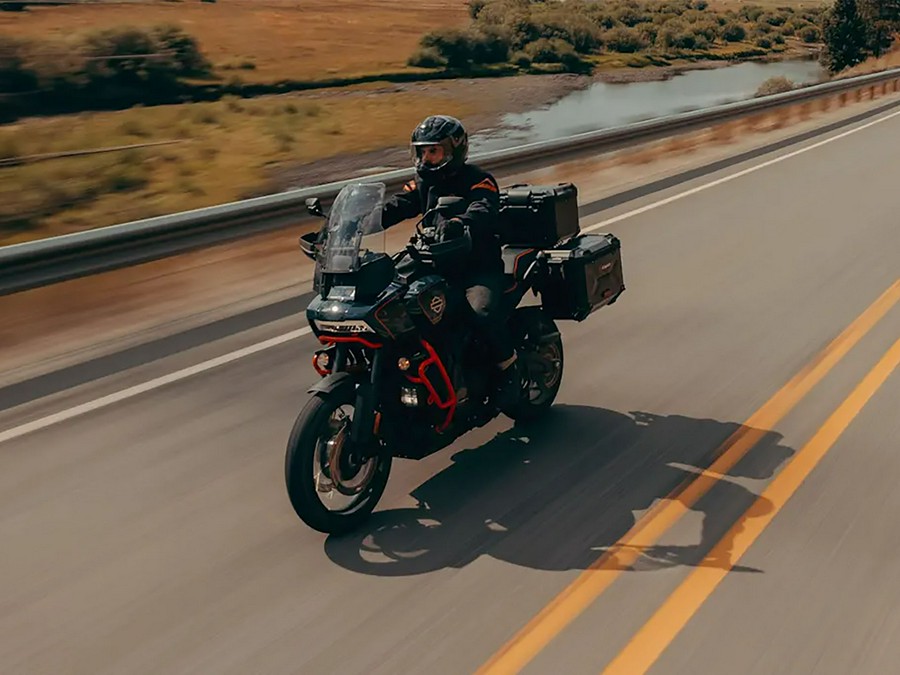 2025 Harley-Davidson CVO™ Pan America®