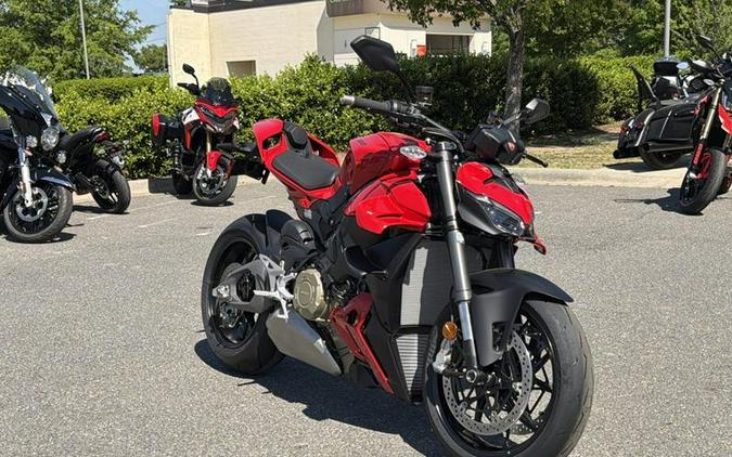 2025 Ducati Streetfighter V4 Ducati Red