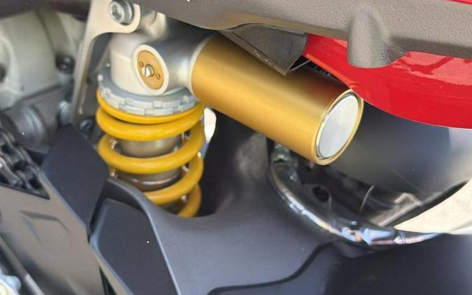 2025 Ducati Streetfighter V4 Ducati Red