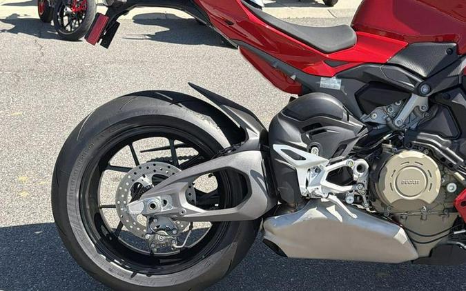 2025 Ducati Streetfighter V4 Ducati Red