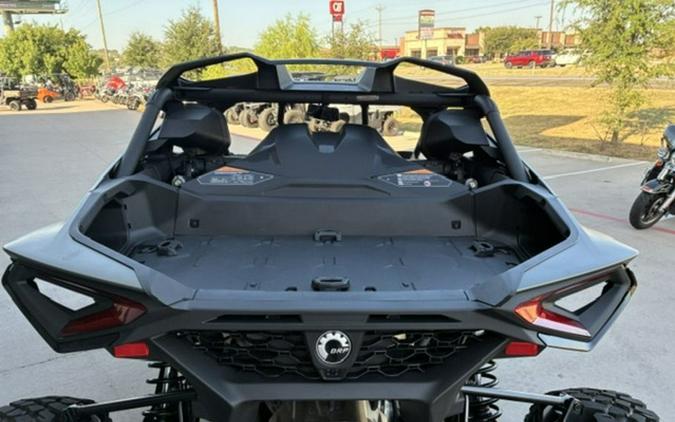 2026 Can-Am Maverick R X Rc