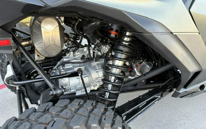 2026 Can-Am Maverick R X Rc