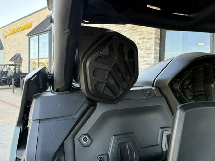 2026 Can-Am Maverick R X Rc