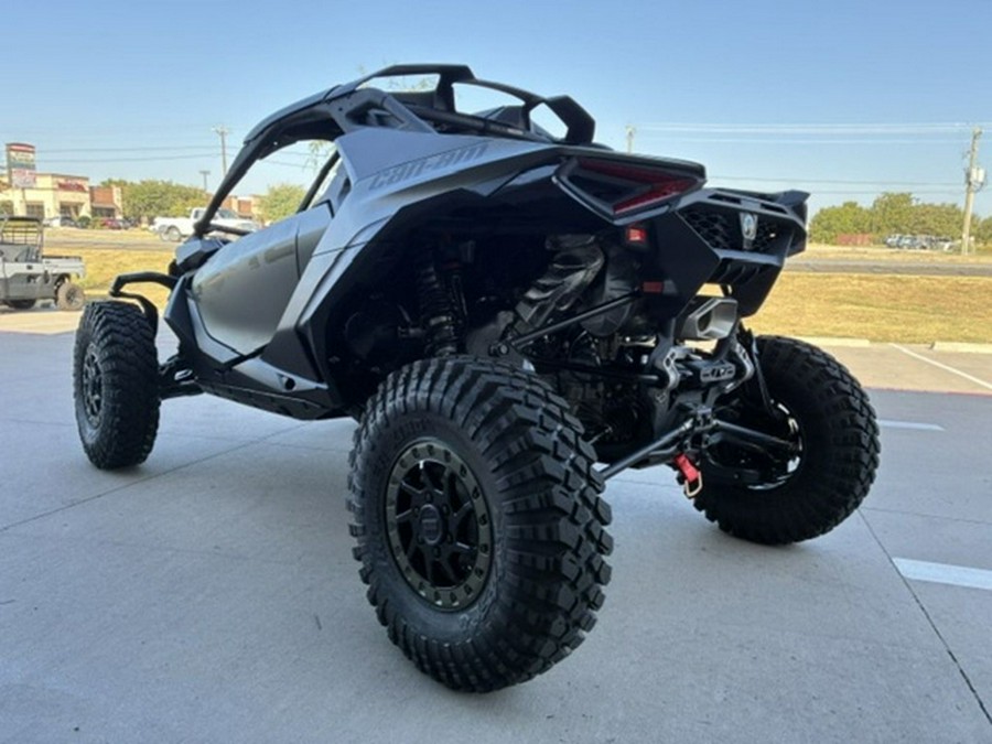 2026 Can-Am Maverick R X Rc