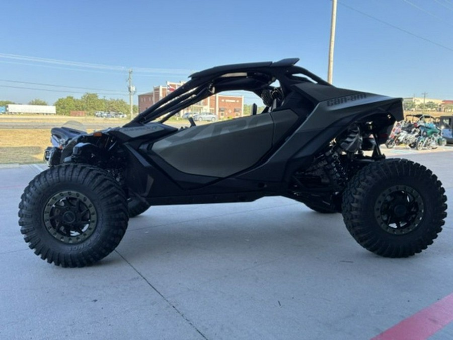 2026 Can-Am Maverick R X Rc