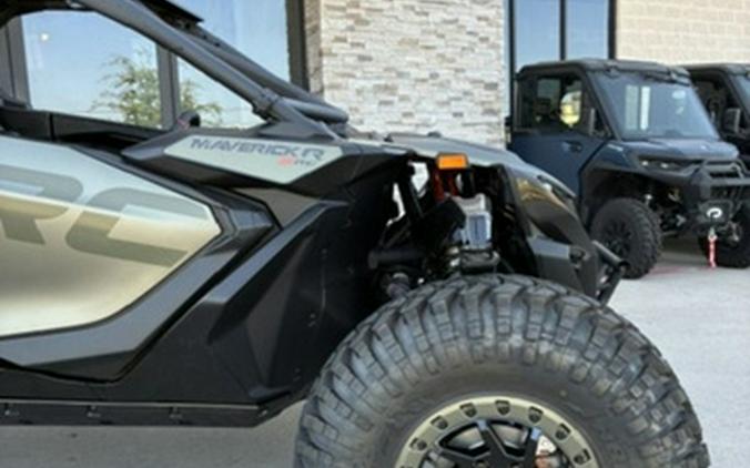 2026 Can-Am Maverick R X Rc