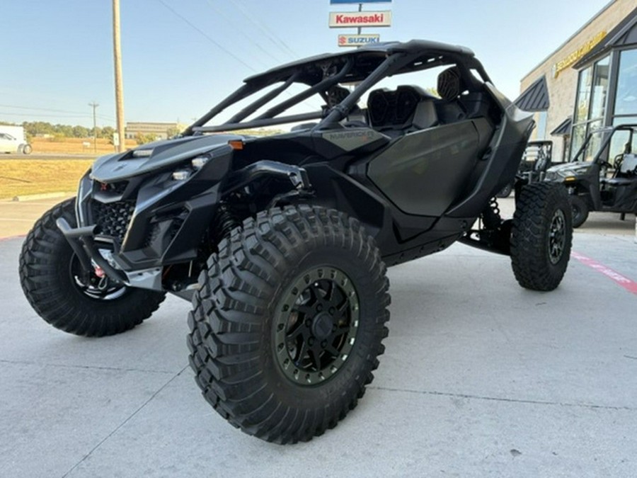 2026 Can-Am Maverick R X Rc