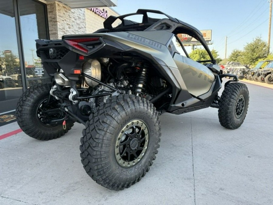 2026 Can-Am Maverick R X Rc