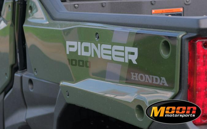 2023 Honda Pioneer 1000-6 Deluxe Crew