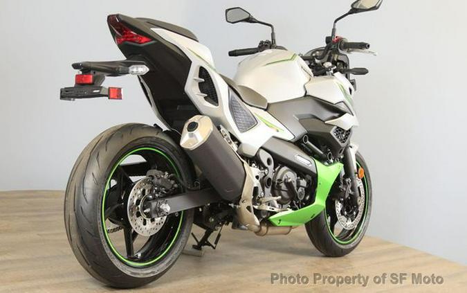 2024 Kawasaki Z7 Hybrid ABS