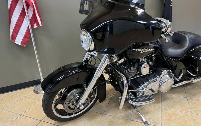 2010 Harley-Davidson Street Glide™ Base