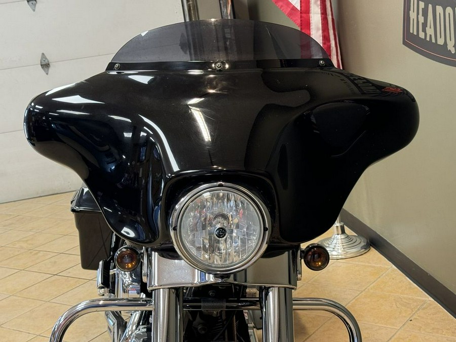 2010 Harley-Davidson Street GlideT Base