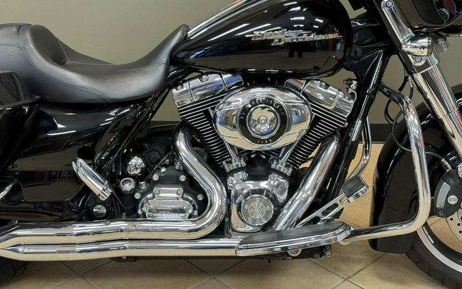 2010 Harley-Davidson Street Glide™ Base