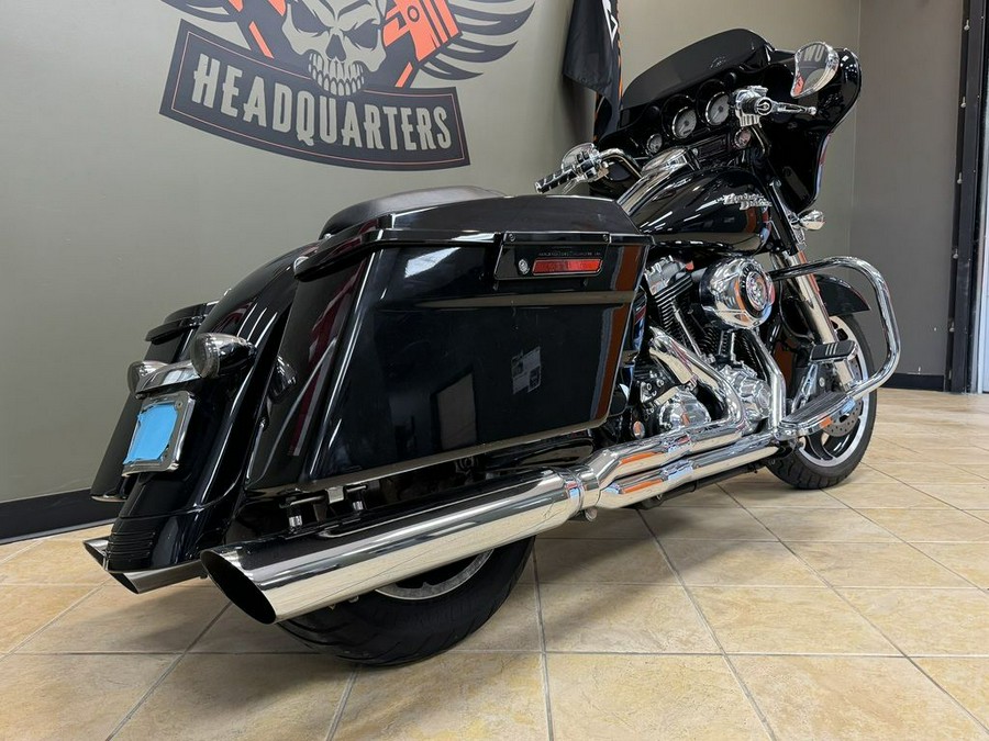 2010 Harley-Davidson Street GlideT Base