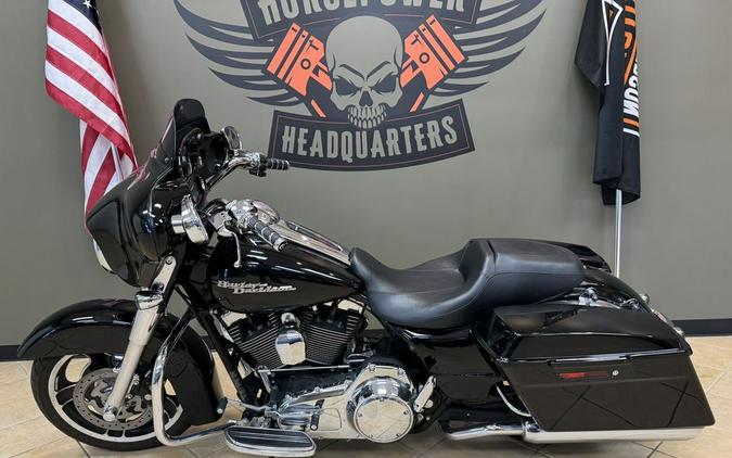 2010 Harley-Davidson Street GlideT Base