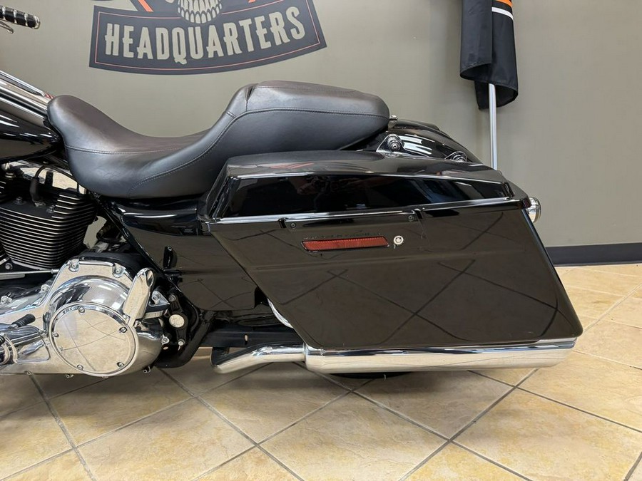 2010 Harley-Davidson Street Glide™ Base