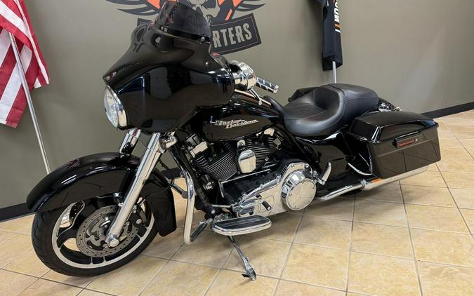 2010 Harley-Davidson Street Glide™ Base