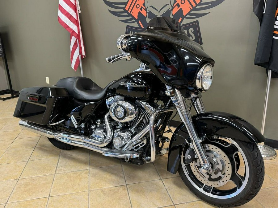 2010 Harley-Davidson Street GlideT Base