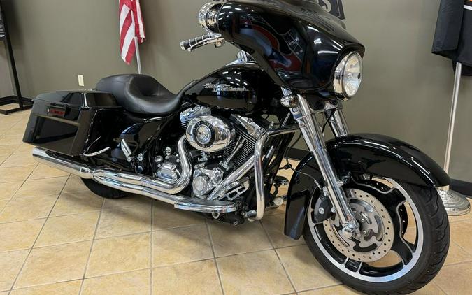 2010 Harley-Davidson Street Glide™ Base