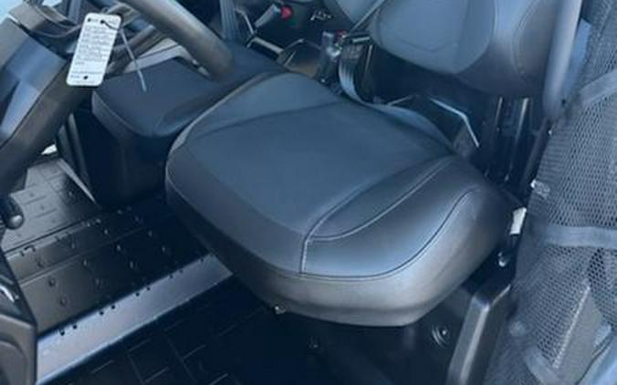 2025 Can-Am® Defender MAX XT HD10