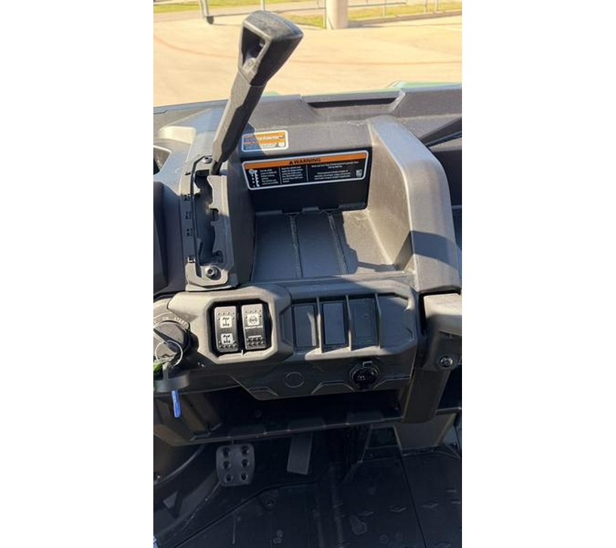 2026 Can-Am® Defender MAX DPS HD7 Compass Green