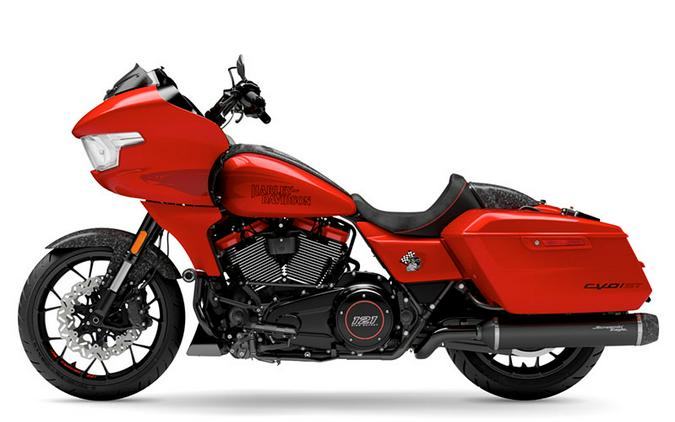 2025 Harley-Davidson CVO™ Road Glide® ST