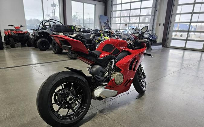 2024 Ducati Panigale V4 Red