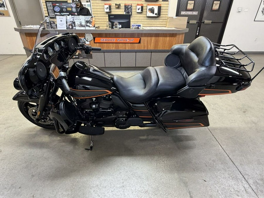 2022 Harley-Davidson® FLHTK - Ultra Limited