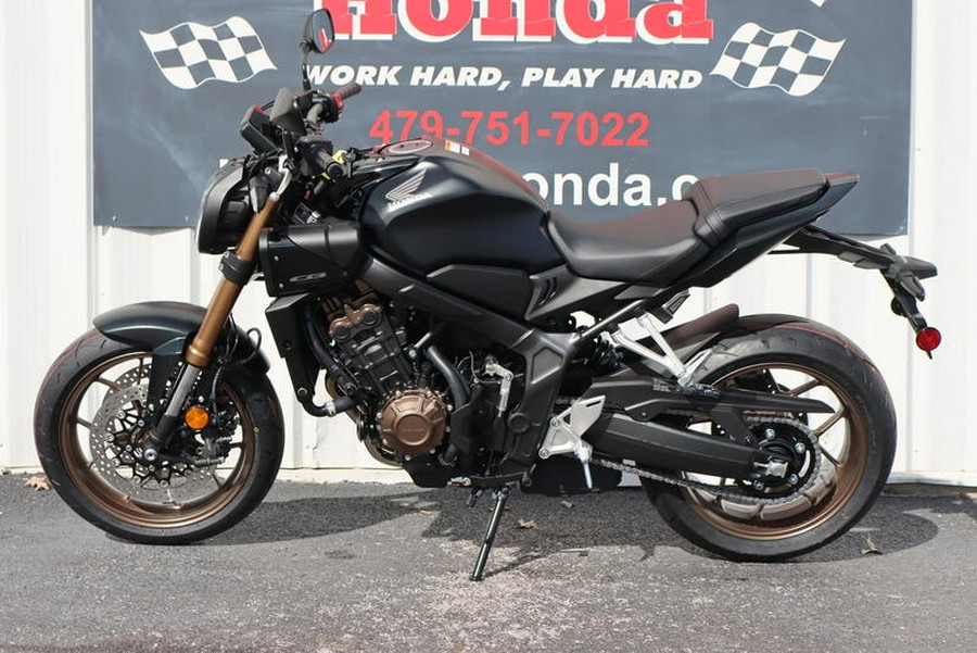 2026 Honda® CB650R E-Clutch