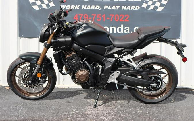 2026 Honda® CB650R E-Clutch