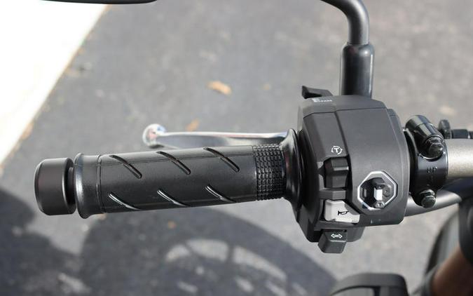 2026 Honda® CB650R E-Clutch