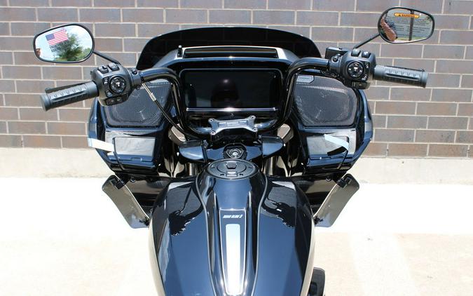 2026 Harley-Davidson® FLTRT - Road Glide® 3