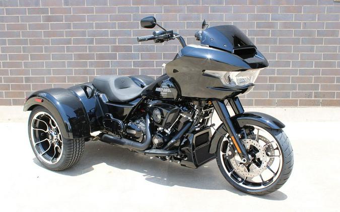 2026 Harley-Davidson® FLTRT - Road Glide® 3