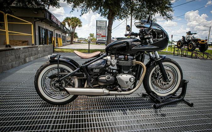 2020 Triumph Bonneville Bobber Black Jet Black Black