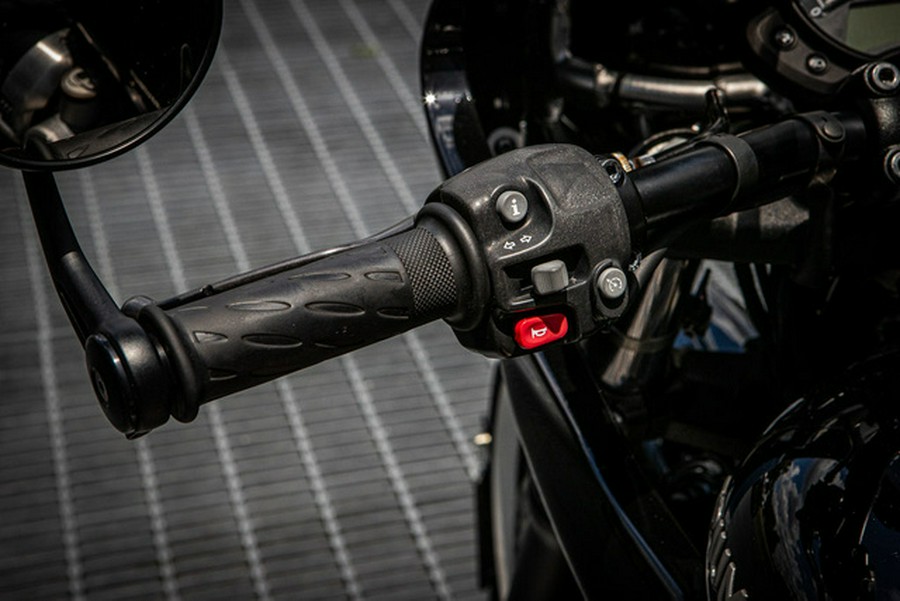 2020 Triumph Bonneville Bobber Black Jet Black Black