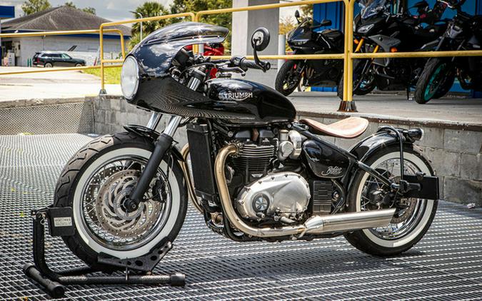2020 Triumph Bonneville Bobber Black Jet Black Black