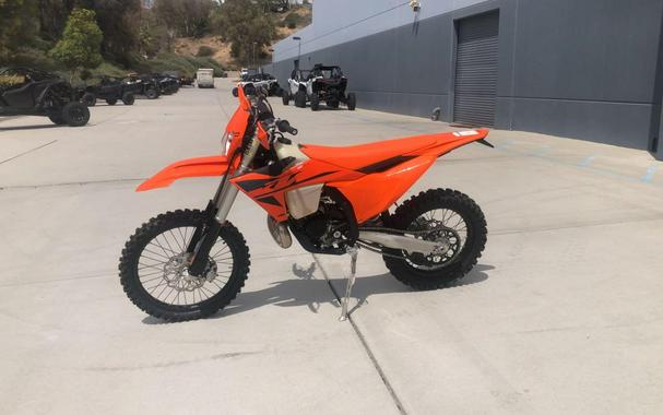 2025 KTM 150 XC-W