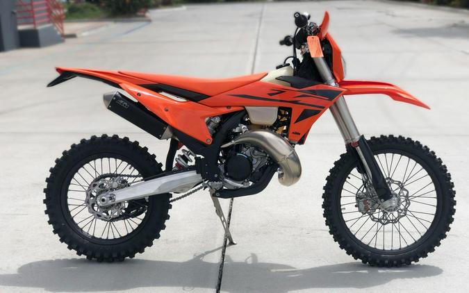 2025 KTM 150 XC-W
