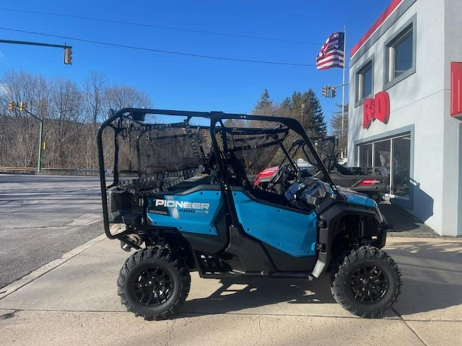 2025 Honda® Pioneer 1000-5 Deluxe