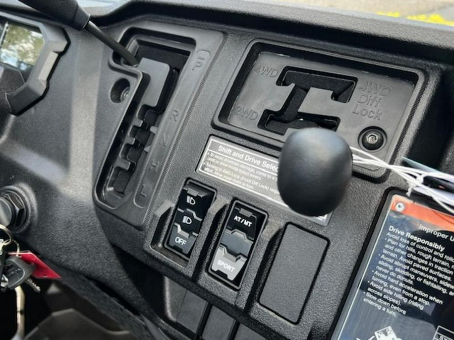 2025 Honda® Pioneer 1000-5 Deluxe