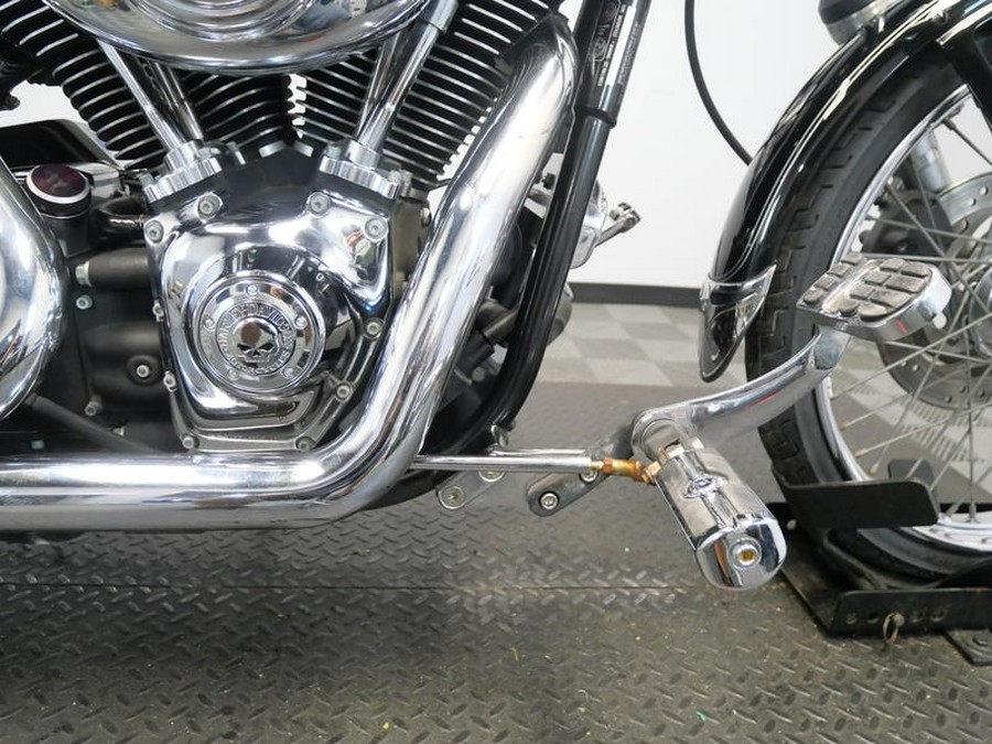 2004 Harley-Davidson® FXDWGI - Dyna® Wide Glide®