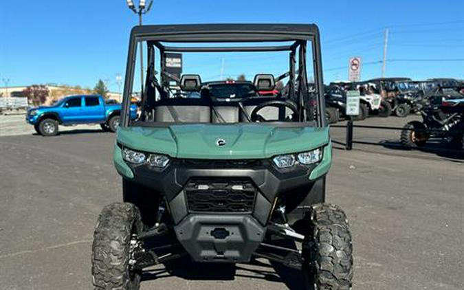 2025 Can-Am Defender MAX HD7