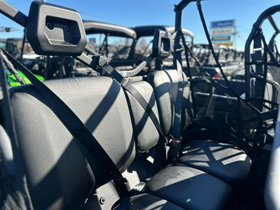 2025 Can-Am Defender MAX HD7