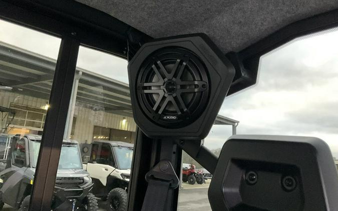 2026 Can-Am Defender MAX Limited HD11